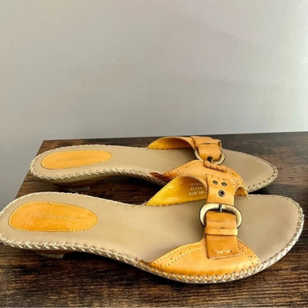 Naturalizer| Ellen Leather Slip On Sandal Sunflower Yellow US Size 9